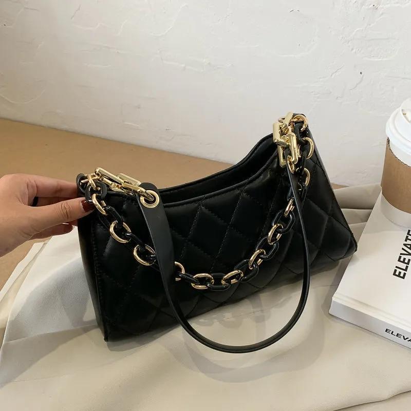 Women's Chain Underarm Bag Solid Spring and Summer Versatile Shoulder Bag Ladies Portable Large-capacity Leisure Bag