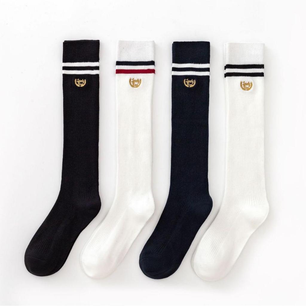 Хлопковые носки до середины икры с вышивкой полоски и букв JK - Утягивающие, однотонные, гетры до колена