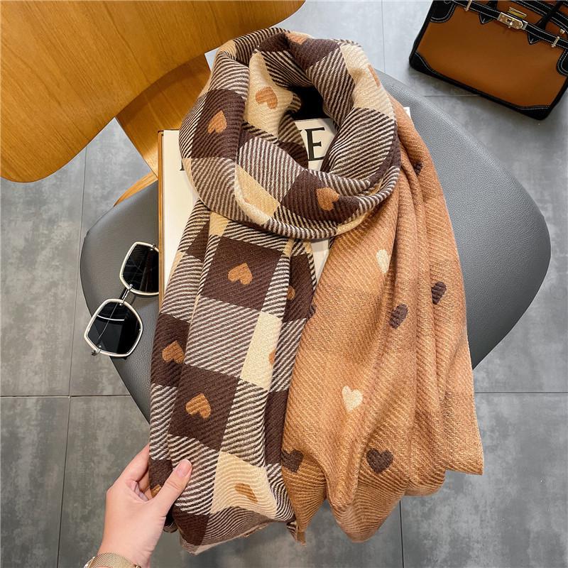 Женский клетчатый шарф из искусственного кашемира с украшением в виде сердца - толстый, с кисточками для тепла