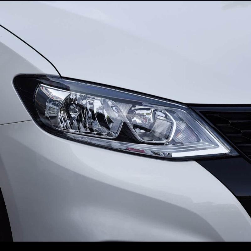Накладка на фару Nissan Tiida (2016-2022): Замена прозрачного корпуса