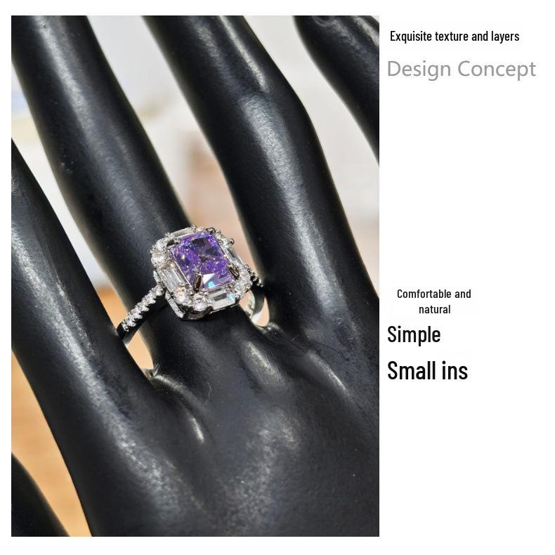 Gessen Jewelry Роскошное прямоугольное кольцо с инкрустацией бриллиантами