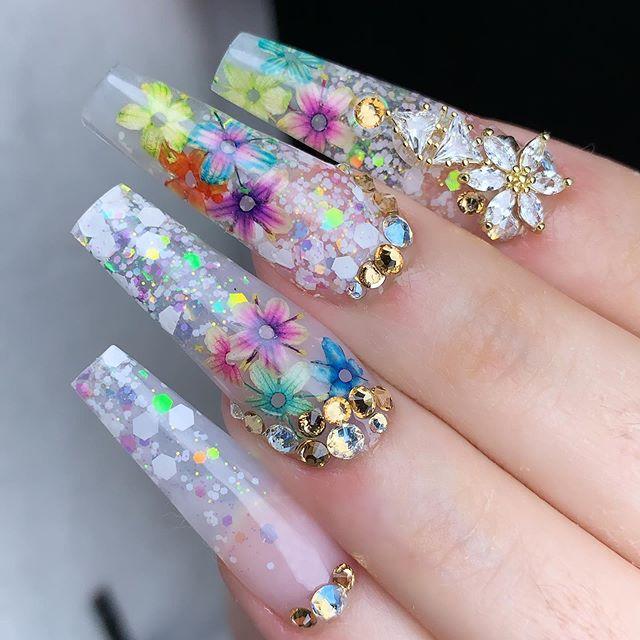 Hot Sale Natural Gradient-Colored Pressed Dried Flowers for Nail Art Stylish Stickers & Decals