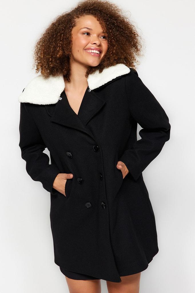 Women's Style Plus Size Black Fur Collar Stitching Coat