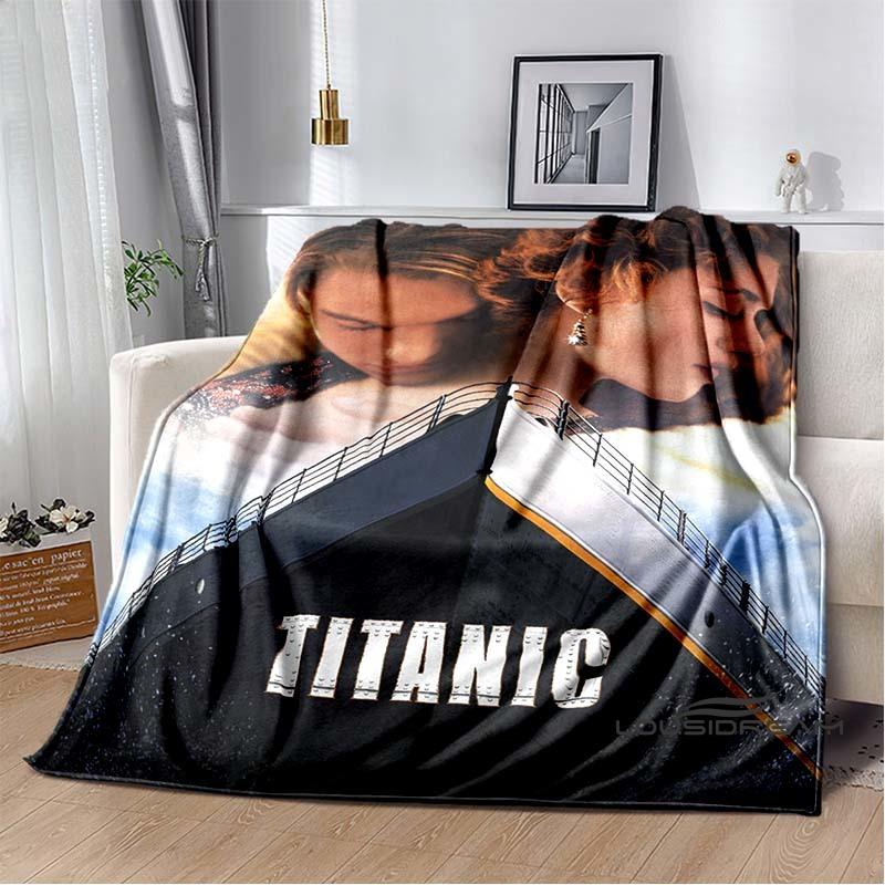 (Titanic) Flannel Blankets Are Suitable for Bedrooms, Living Rooms, Beds, Camping, Picnics, Offices, and Other Places.