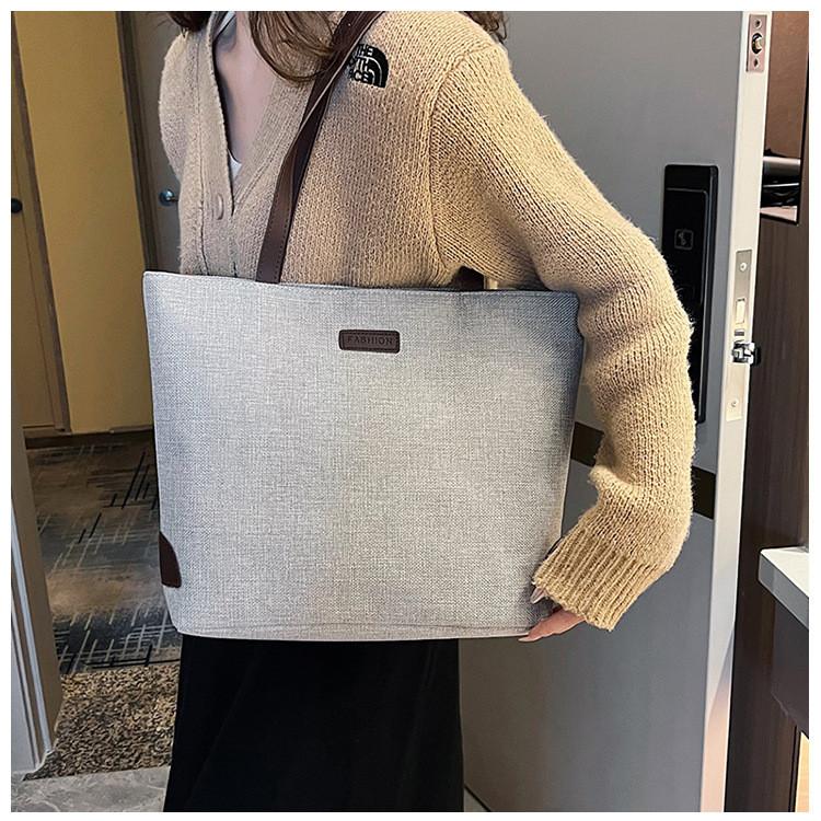 Cotton Linen Large Capacity Tote Bag With Inner Phone Pocket Suitable For Casual Outings