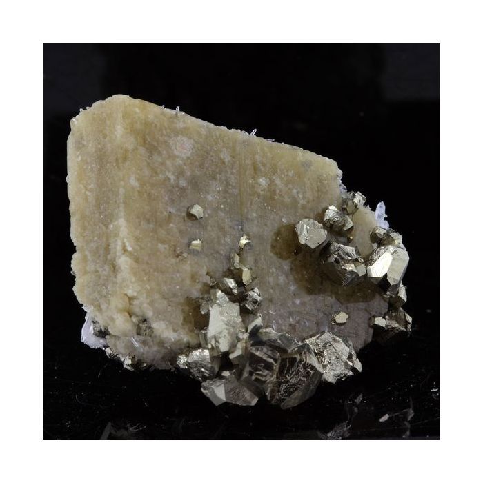 Sidérite, Pyrite, Quartz 42.94 carats