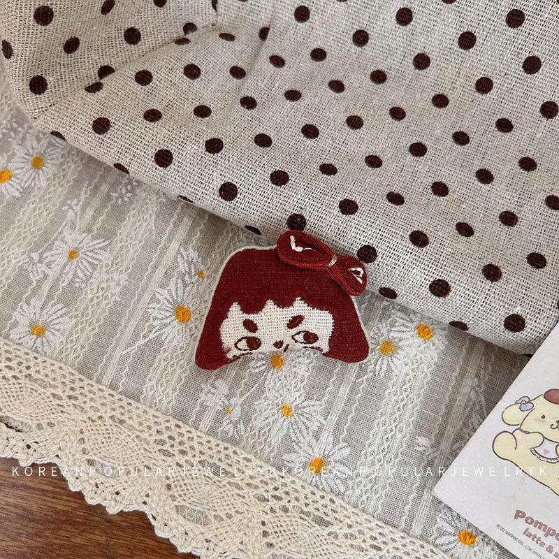 Плюшевый мишка и брошь-цветок в корейском стиле – милое мультяшное украшение-значок для рюкзака