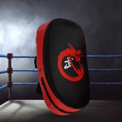 Изогнутая лапа для тайского бокса и каратэ