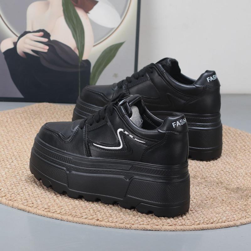 Модные женские кроссовки на платформе-клине 8 см, массивные, из натуральной кожи, женская летняя обувь, весенне-осенние кроссовки для ходьбы, вулканизированная модная обувь