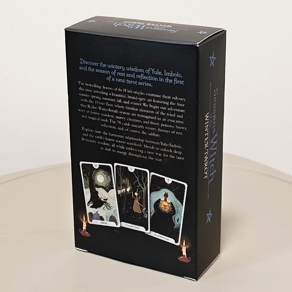 12*7см Времена ведьмы: Зимняя колода Таро, Путешествие через Йоль и Имболк 78 карт, напечатанных на бумаге с двойным тиснением