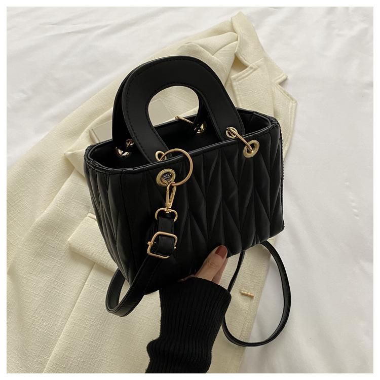 Вышитая нитками сумка-тоут текстурная сумочка 2025 с бриллиантами портативная сумка-мессенджер персонализированный дизайн маленькая квадратная сумка