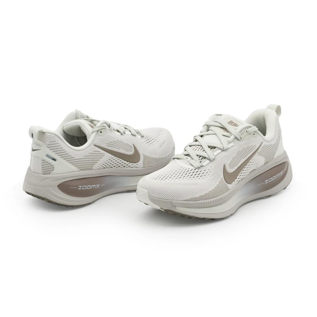 HM6804-003 Nike Vomero 18 Светлая кость Фантом Колледж Серый Норковый Коричневый (Женский)