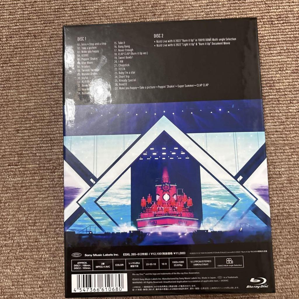 [USED] NiziU Burn It UP Blu-ray 2022