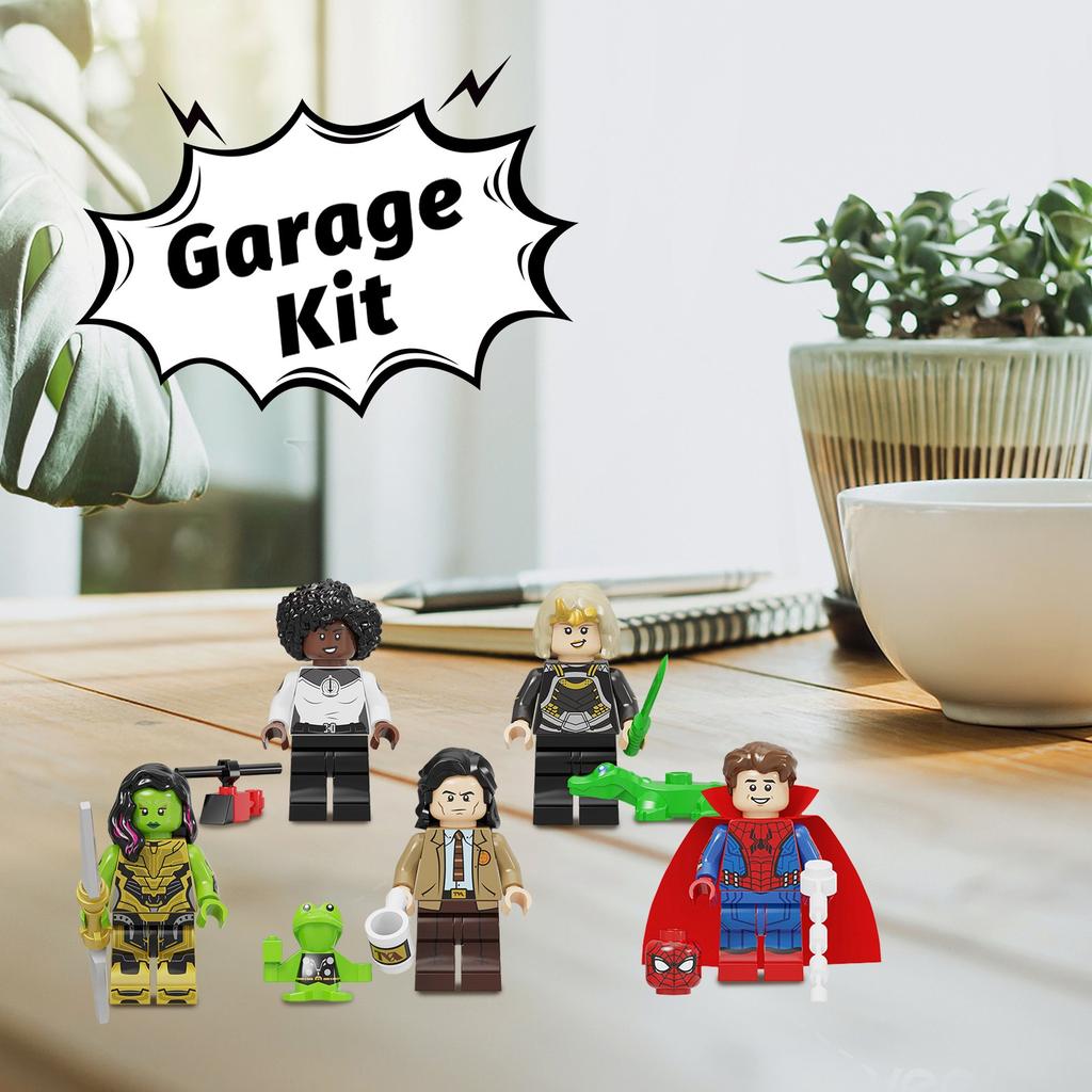 Building Small Particles Assembly Toys