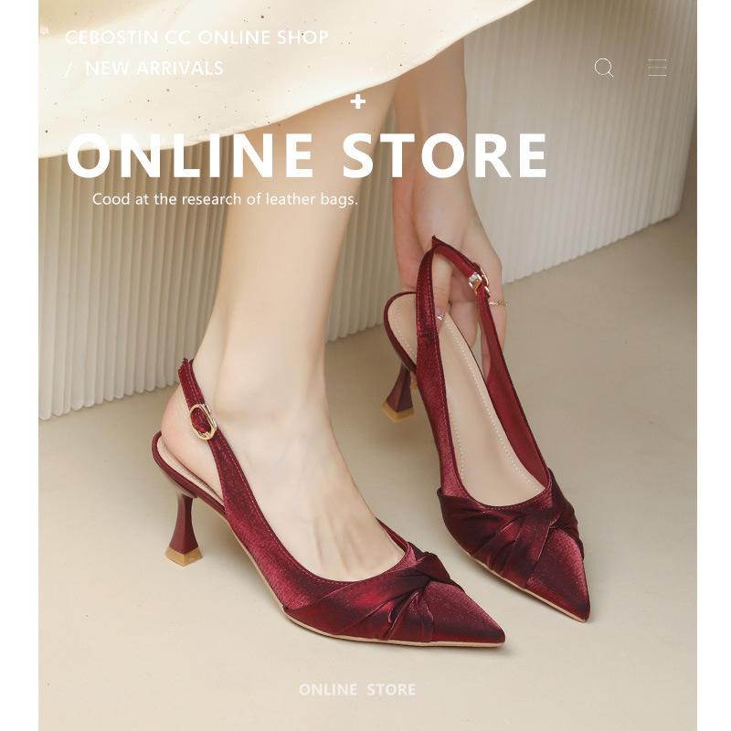 Сандалии для летней носки, женские Xiaoxiangfeng 2025, новые туфли на шпильке с острым носком, французские туфли на высоком каблуке с пряжкой в виде одного слова