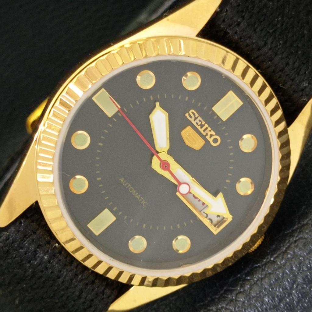 REFURBISHED VINTAGE SEIKO 5 AUTOMATIC JAPAN MENS BLACK DIAL WATCH a434407-2