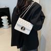 Casual French Underarm Bag for Women New Trendy Fashion Chain Diamond Shaped Single Shoulder Small Square Bag Fashionable Crossbody