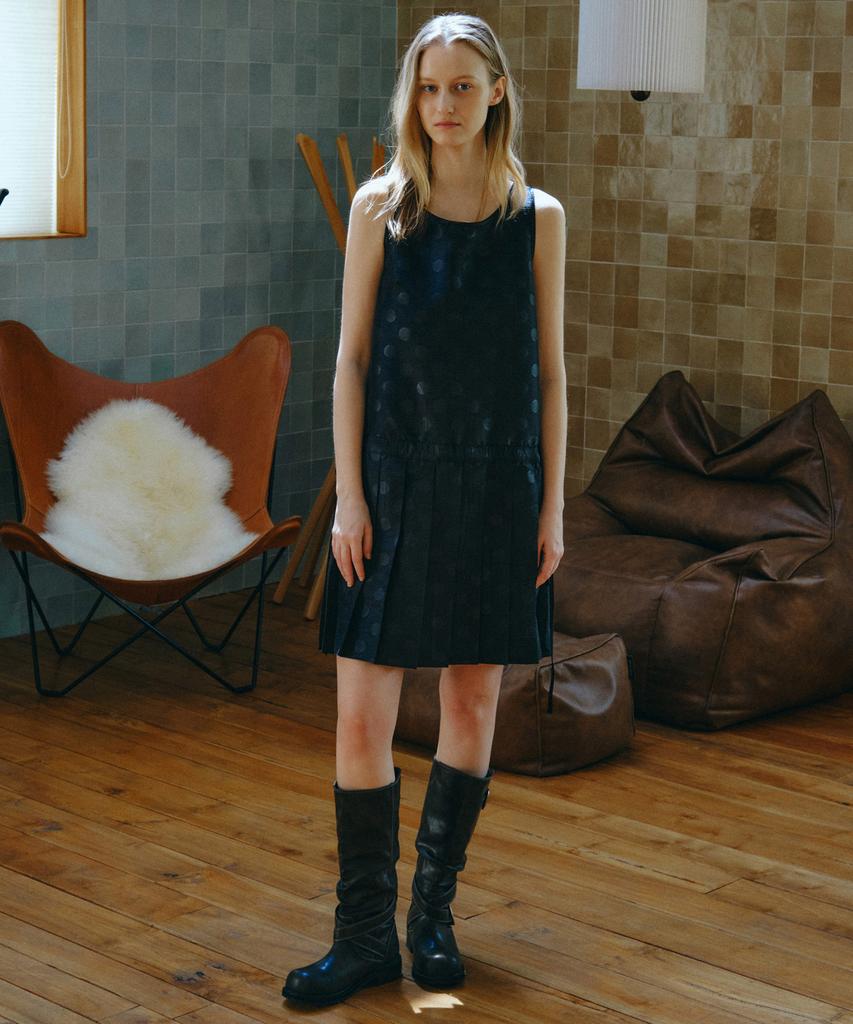Mais Polka Dot Pleated Mini Dress / Black