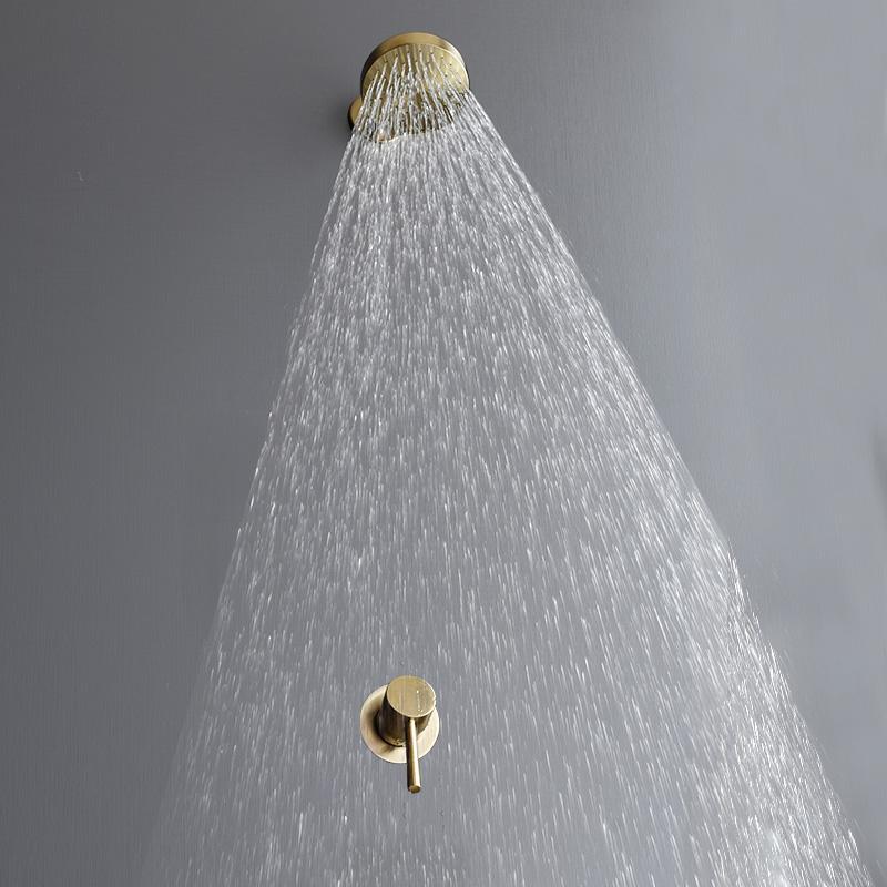 Матовый золотой смеситель для ванной комнаты, набор смесителей для душа и туалета с водопадом, настенный латунный смеситель для душа с эффектом дождя