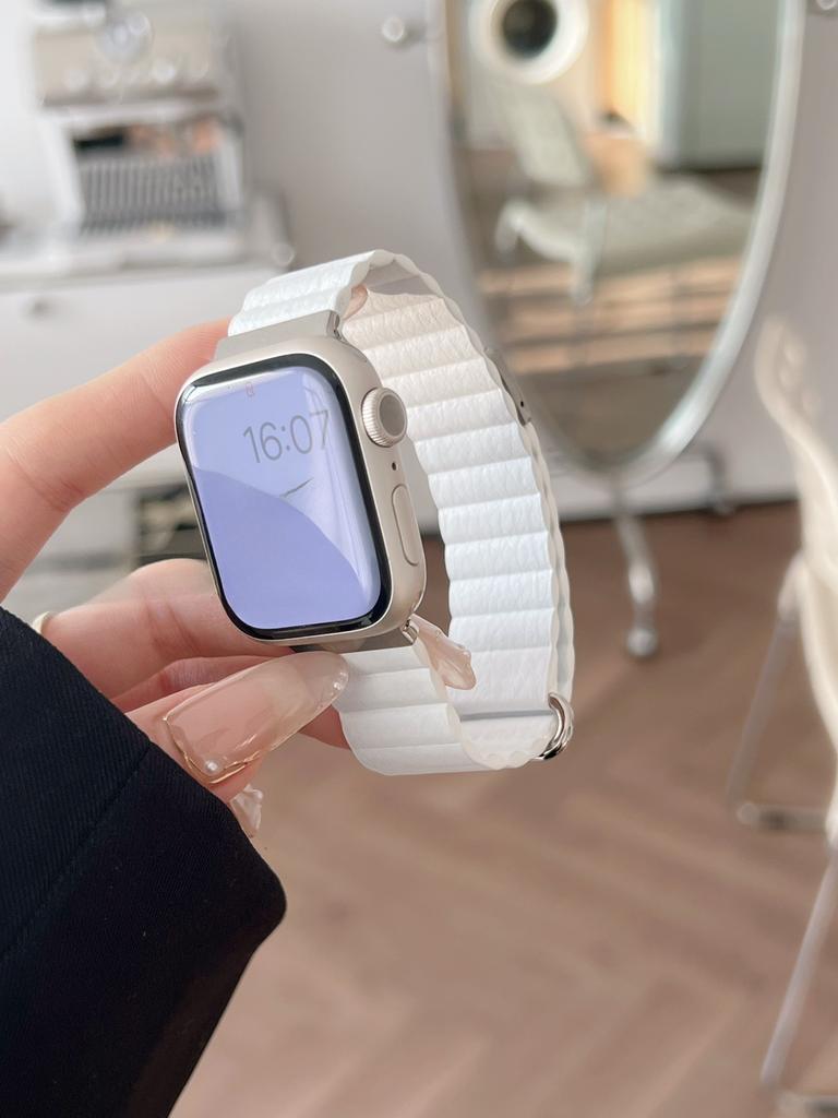 Магнитный кожаный ремешок для Apple Watch 44 45 49 мм 40 41 мм 42 38 мм 46 мм Металлический ремешок из нержавеющей стали для iwatch 8 7 SE 6 5 4 3 2 S10
