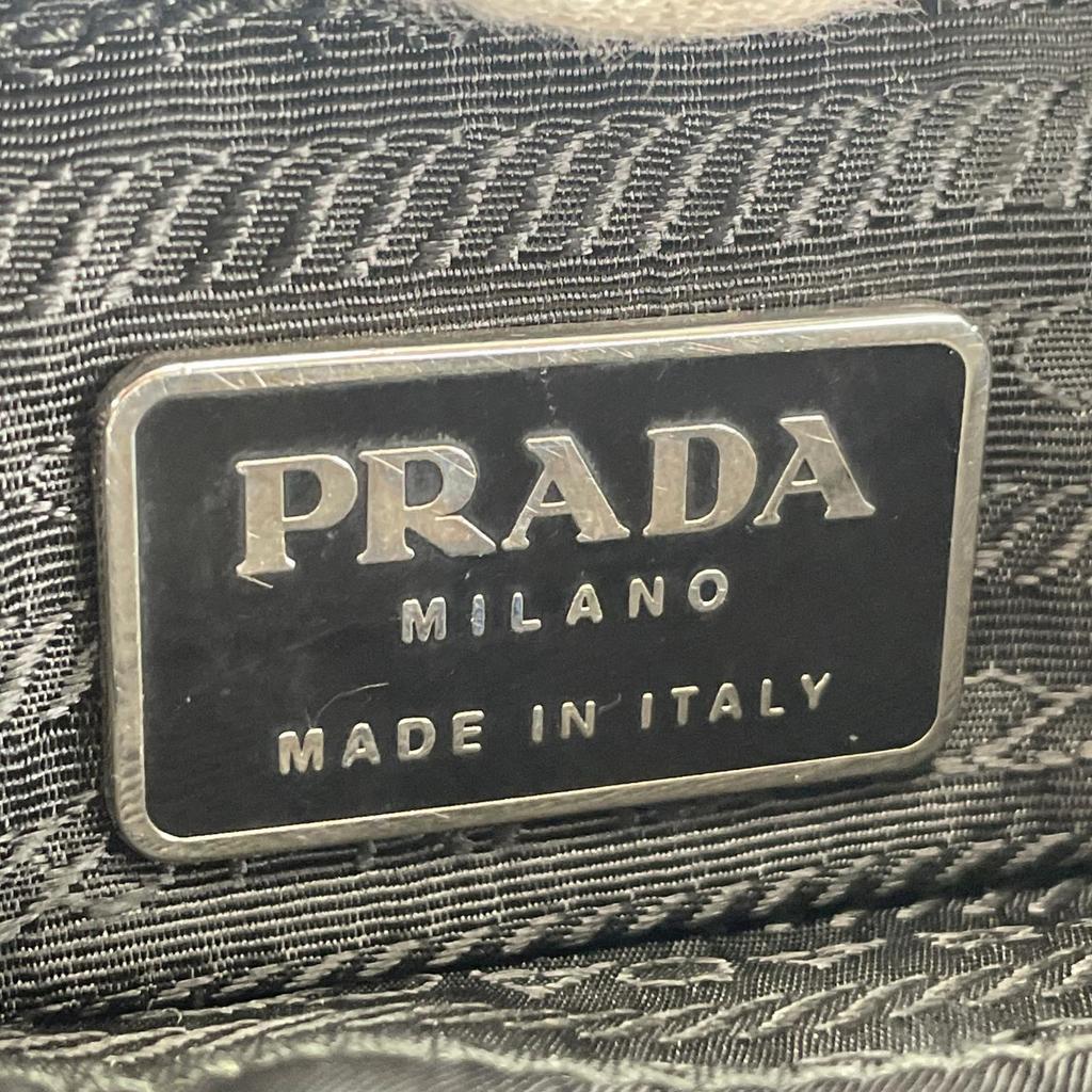 Prada Треугольный логотип Сумка черная Женская б/у