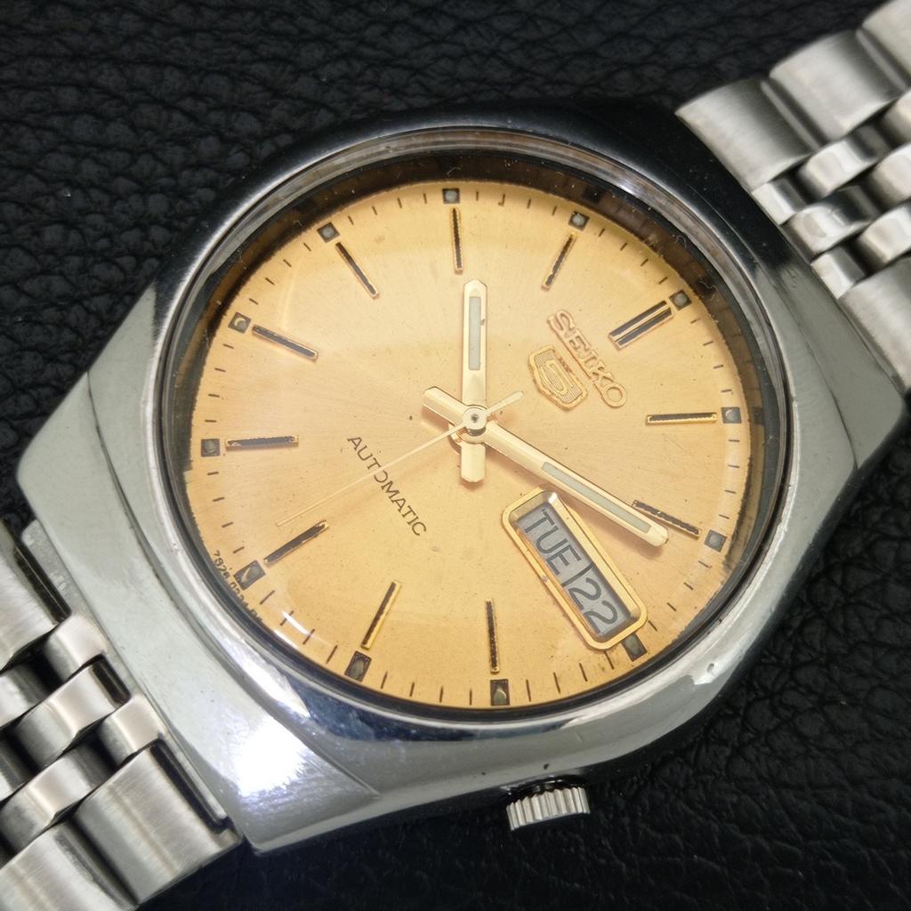 ОРИГИНАЛЬНЫЕ ВИНТАЖНЫЕ МУЖСКИЕ АВТОМАТИЧЕСКИЕ ЧАСЫ SEIKO 5 7009A ЯПОНИЯ ОРИГИНАЛЬНЫЙ ЦИФЕРБЛАТ a707002-1
