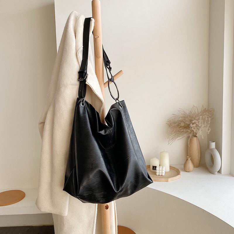 Fashion Trendy PU Leather Tote Bags Simple Soft Surface Large Capacity Women Handbag Casual Versatile Female Single Shoulder Bag