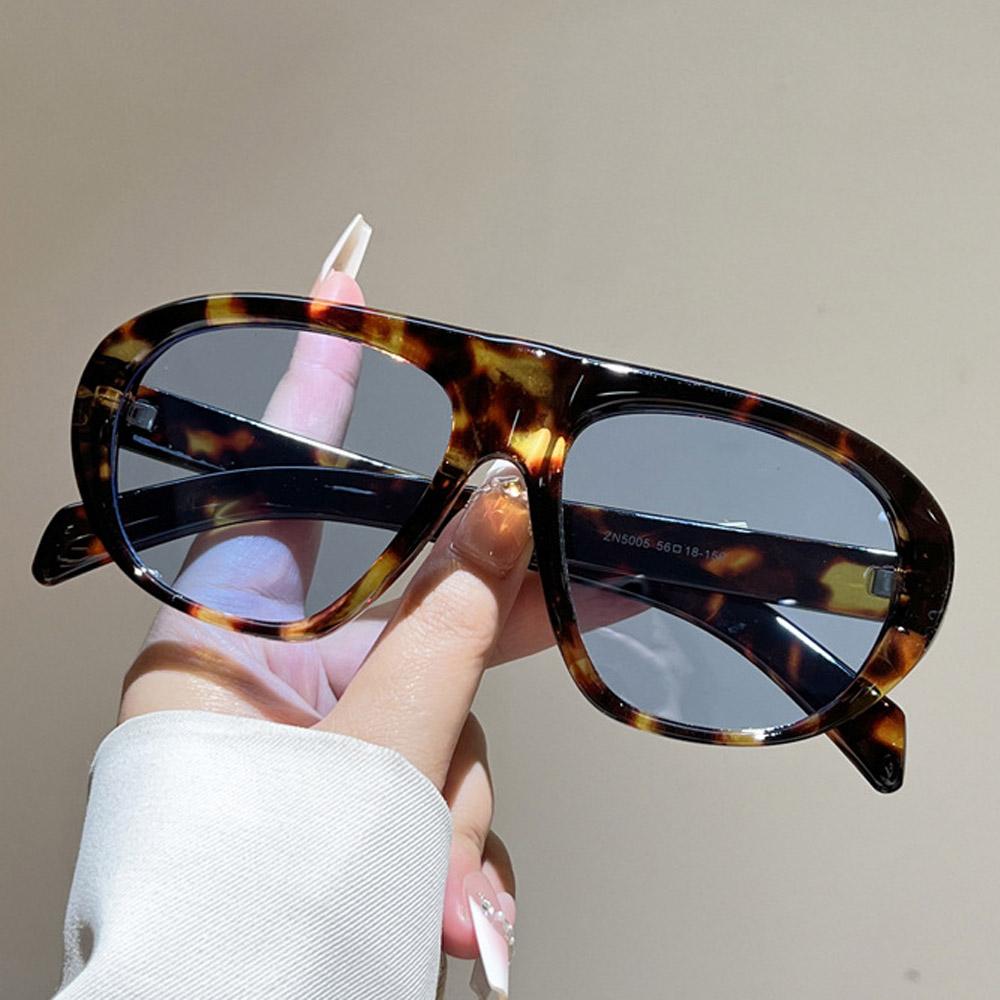 Fashion Leopard Gradient Oval Sunglasses for Women Vintage Gradient Elegant Sun Glasses Men Outdoor UV400 Shades Black Glass