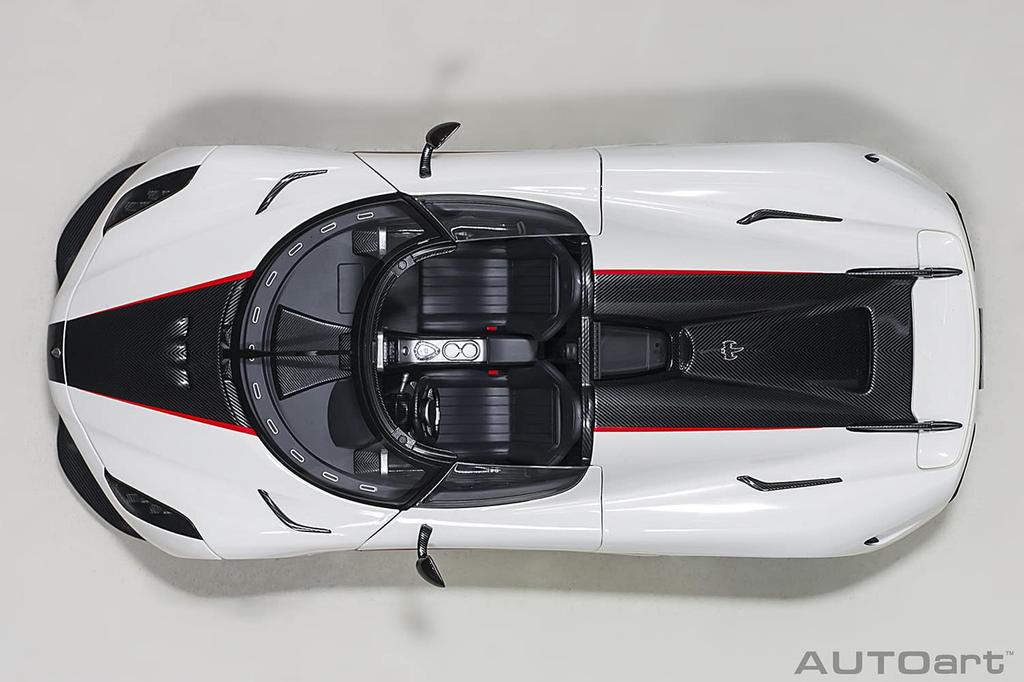 AUTOart Koenigsegg Regera Finished Product 79027 1/18 White/Carbon Black/Red