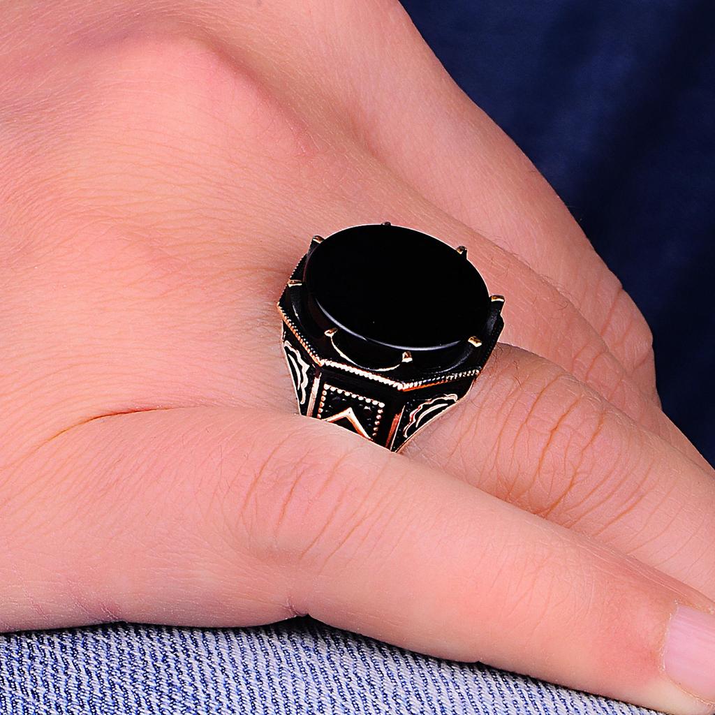 Мужское кольцо с ониксом, серебро 925 пробы ручной работы в Турции, уникальные дизайнерские украшения, черный оникс диаметром 18 мм, стильный подарок для него