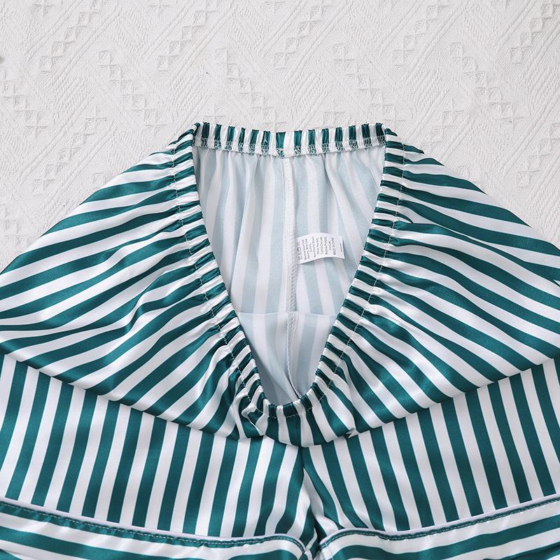 Женский пижамный комплект в полоску из сатина: Кардиган с коротким рукавом и шорты с эластичным поясом