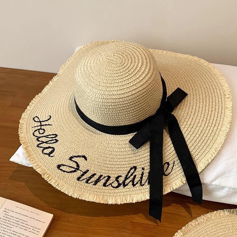 Seaside vacation big brim sun hat women's spring new sunshade sun protection hat French woven straw hat tide