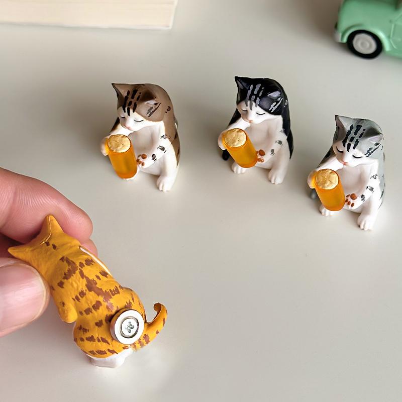 Cute Mini Cat Ornament Garden Kitten Statue Gift Room Decor Kawaii Fridge Magnets Miniature Beer Cat Magnetic Home Decoration
