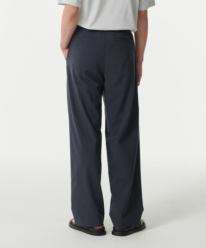 MUSINSA STANDARD [Cooltandard] One-Pleat Wide Elastic Waist Slacks [Iron Gray]