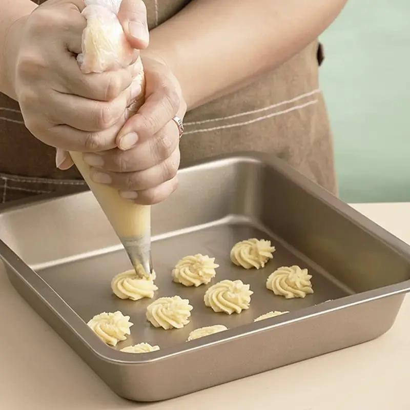 100PCS/Lot Pastry Piping Sleeves Leak Disposable Bag Confectionery Cake Accessories Baking Decorations Pocket Syringe Icing Cream Squeezing