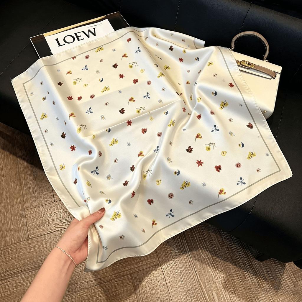 Lao Qian Feng Coffee Color Cashew Nut Silk Scarf Headscarf Versatile Neck Square Scarf Premium Sense Female Foreign Style Decorative Scarf Scarf