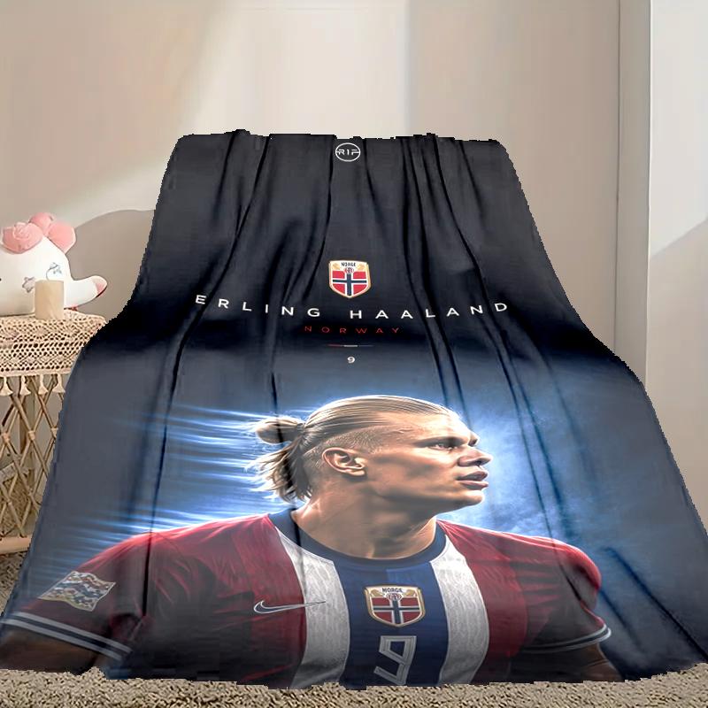 1pc Erling Haaland Blanket, Cozy Valentine's Day Blanket, Multi-functional Nap Blanket Available Throughout the Four Seasons