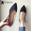 Модные черные рабочие туфли больших размеров женские удобные туфли из флока на плоской подошве элегантные туфли с острым носком на мягкой подошве корейские туфли