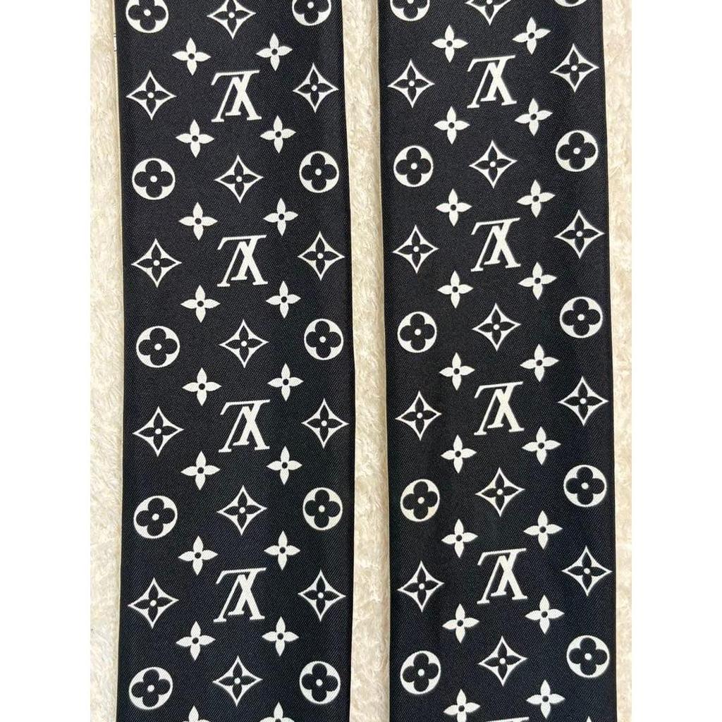 Used LOUIS VUITTON bandeau scarf
