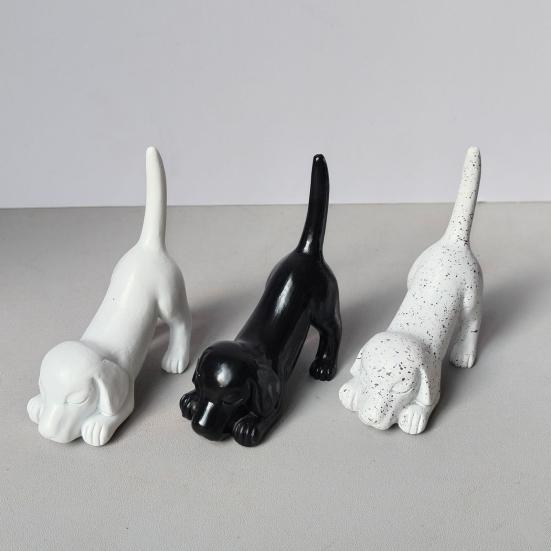 Dog Stretching Ring Holder Cute Dachshund Dog Tail Ring Organizer Resin Puppy Jewelry Holder for Desk Bedroom Decor Gift for Dog Lovers