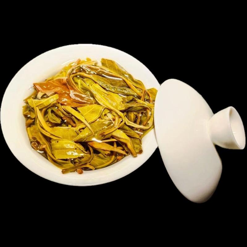 Чай Юньнань Наньнуо Гора Пема Древнее Дерево Первая весна Пуэр Сырой чай 100г