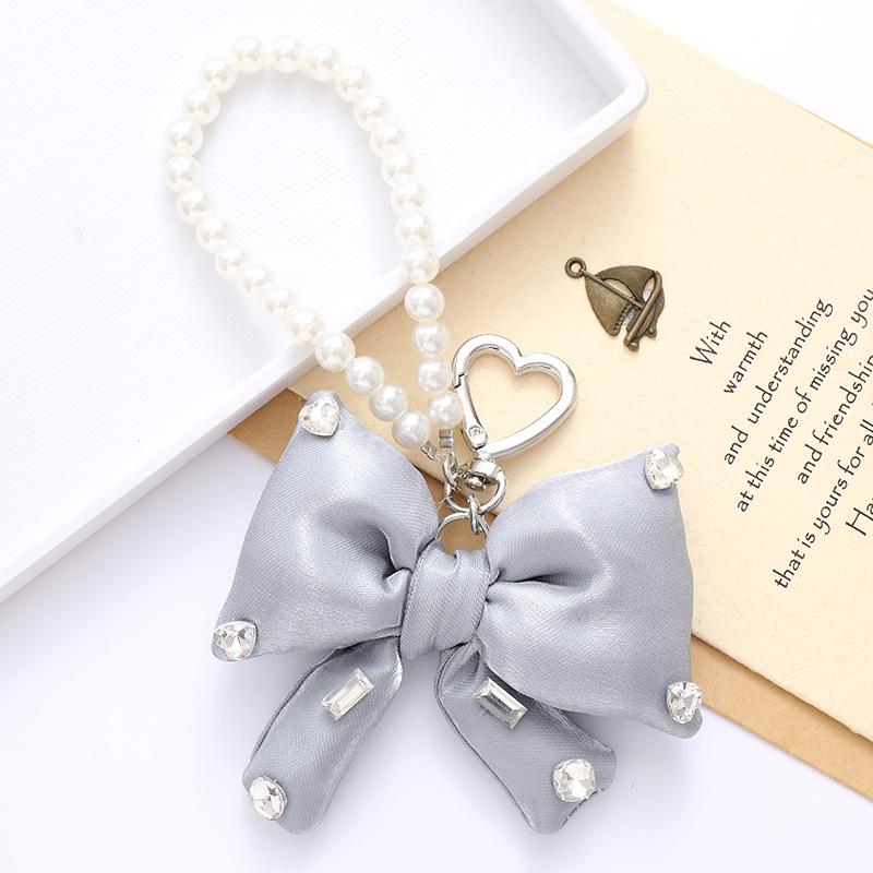 Stock Chic Pearl Beaded Keychain Pendant with a High-end Feel,sparkling Rhinestonesfabric Bow Decorationand Mobile Phone Strap