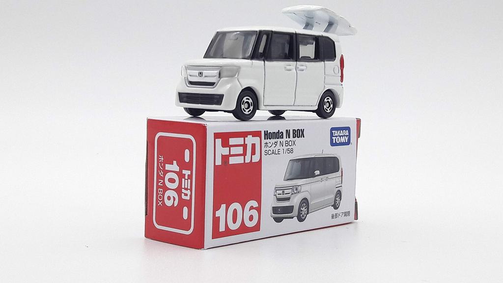 Tomica 106 Honda No. N-BOX (Box)