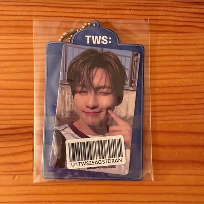 [Б/У] Jihoon TWS TRY WITH US Бонусная торговая карточка и держатель для фотокарточки
