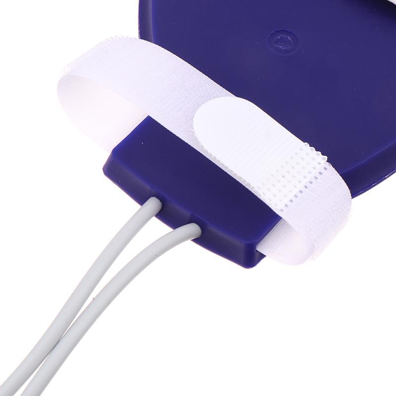 Вены на тыльной стороне руки Венепункции Носимая модель руки Инъекции в руку Медсестра Взятие крови Обучение Практика Форма