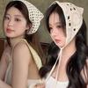 Женский ажурный треугольный шарф в стиле французской деревни Белый вязаный головной убор для фотосессии на море Девушка Цветочные вязаные шарфы для волос