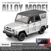 1/18 Российский УАЗ Хантер Модель автомобиля Металлическая литая Внедорожный Игрушечный автомобиль, Имитация звука и света Игрушка на Хэллоуин подарок