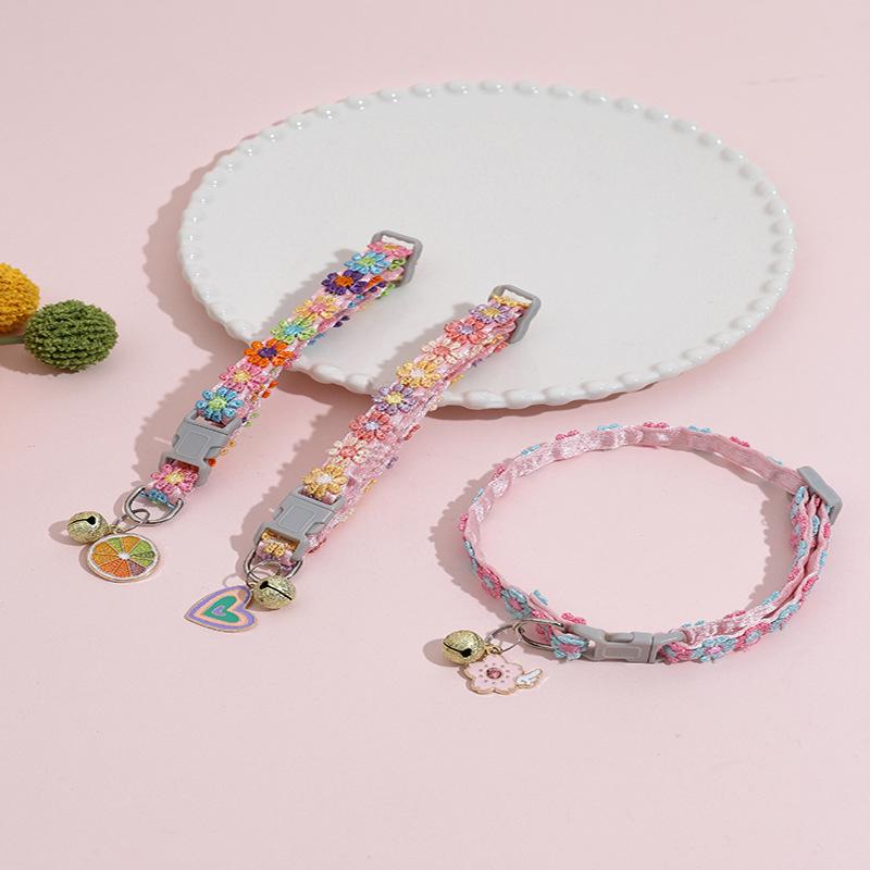 Colorful Lace Flower Cat Collar with Bell - Pet Necklace Jewelry for Cats and Puppies