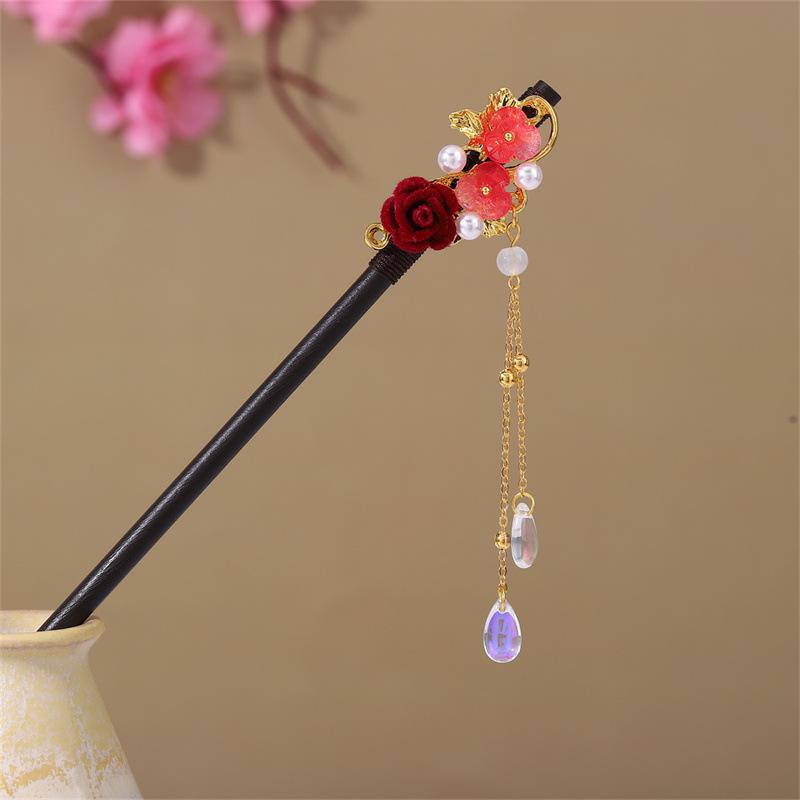 Деревянная шпилька для волос в старинном стиле с зеленой и золотой кисточкой, цветочными и бисерными акцентами для костюма ханьфу