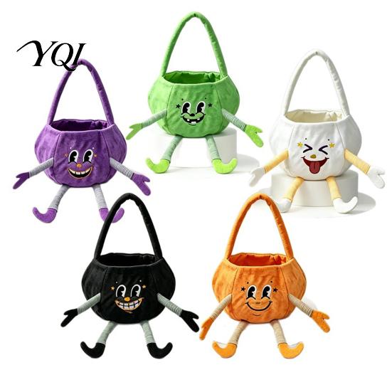 Skin Friendly Holiday Baskets Halloween Pumpkin Candy Basket with Handle, Soft Plush Trick or Treat Bag for Kids, Cute Goodie Bags Portable